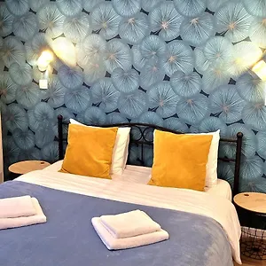 https://brand-new-iris-room-with-private-bathroom-and-balcony.brusselshotelsbook.com